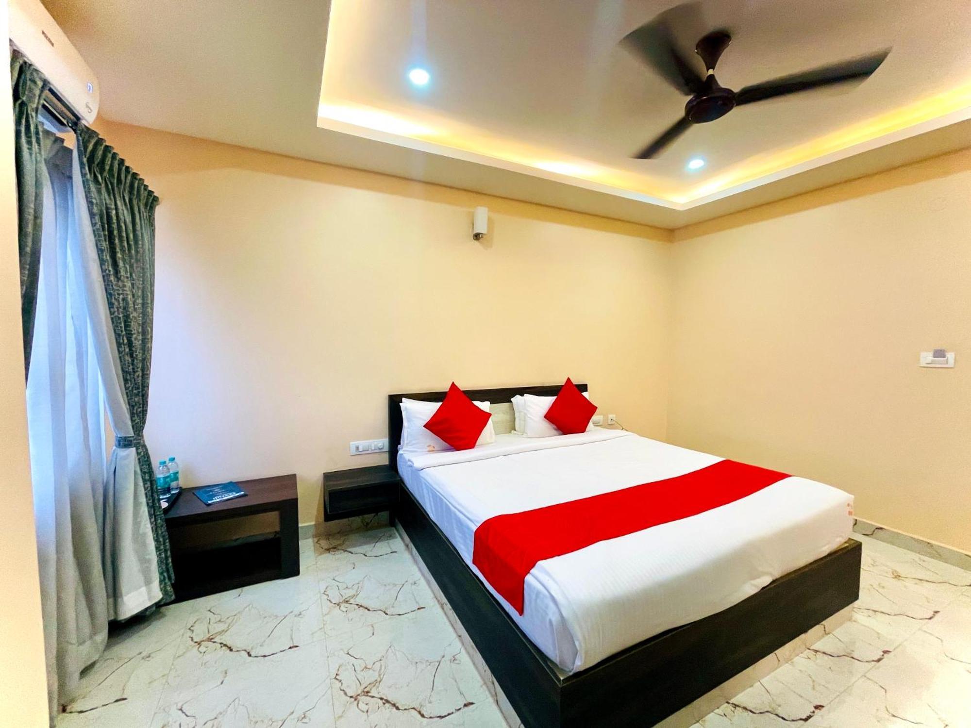 Aura By Agira Hotels Yelahanka Bagian luar foto