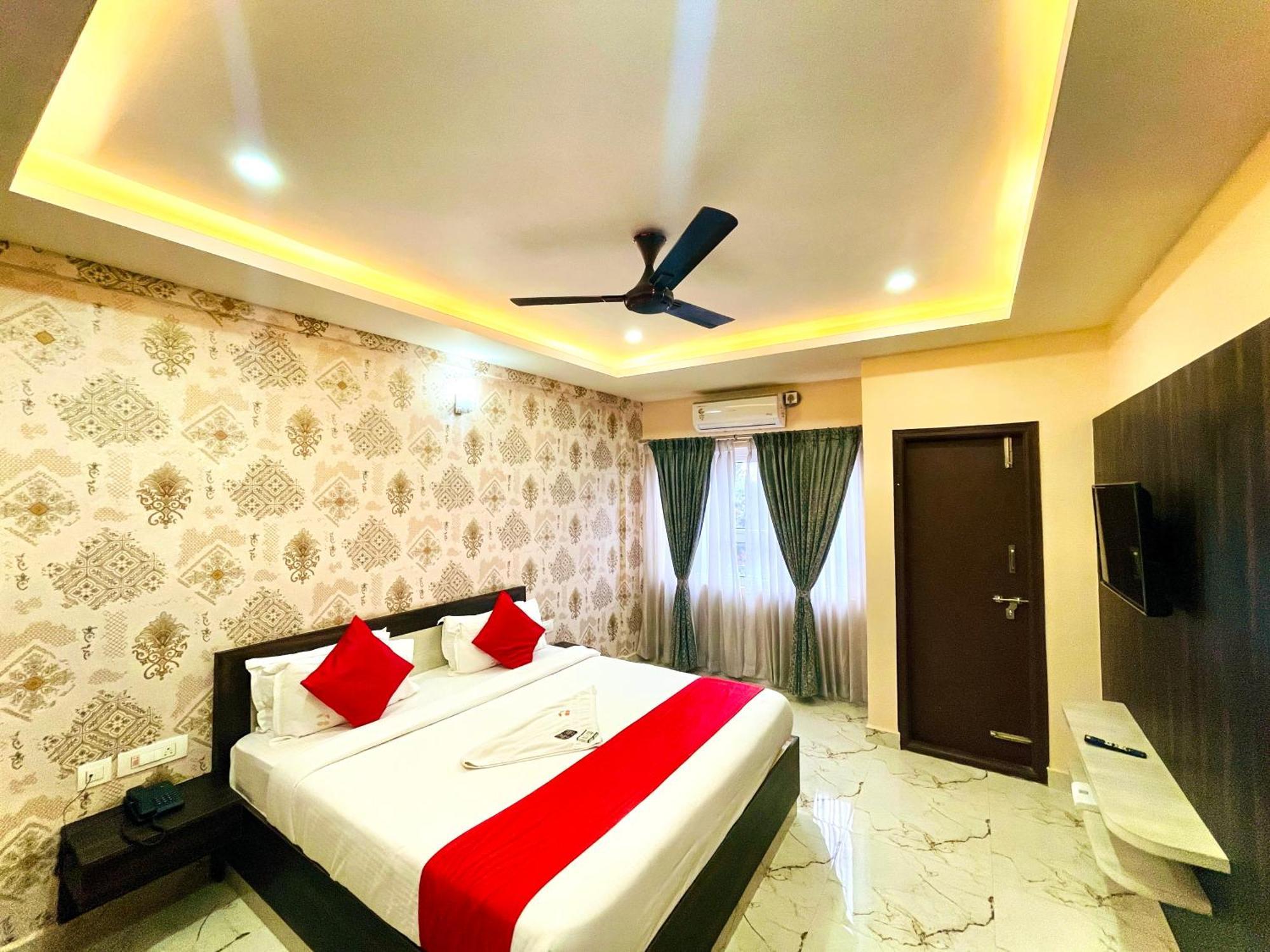 Aura By Agira Hotels Yelahanka Bagian luar foto